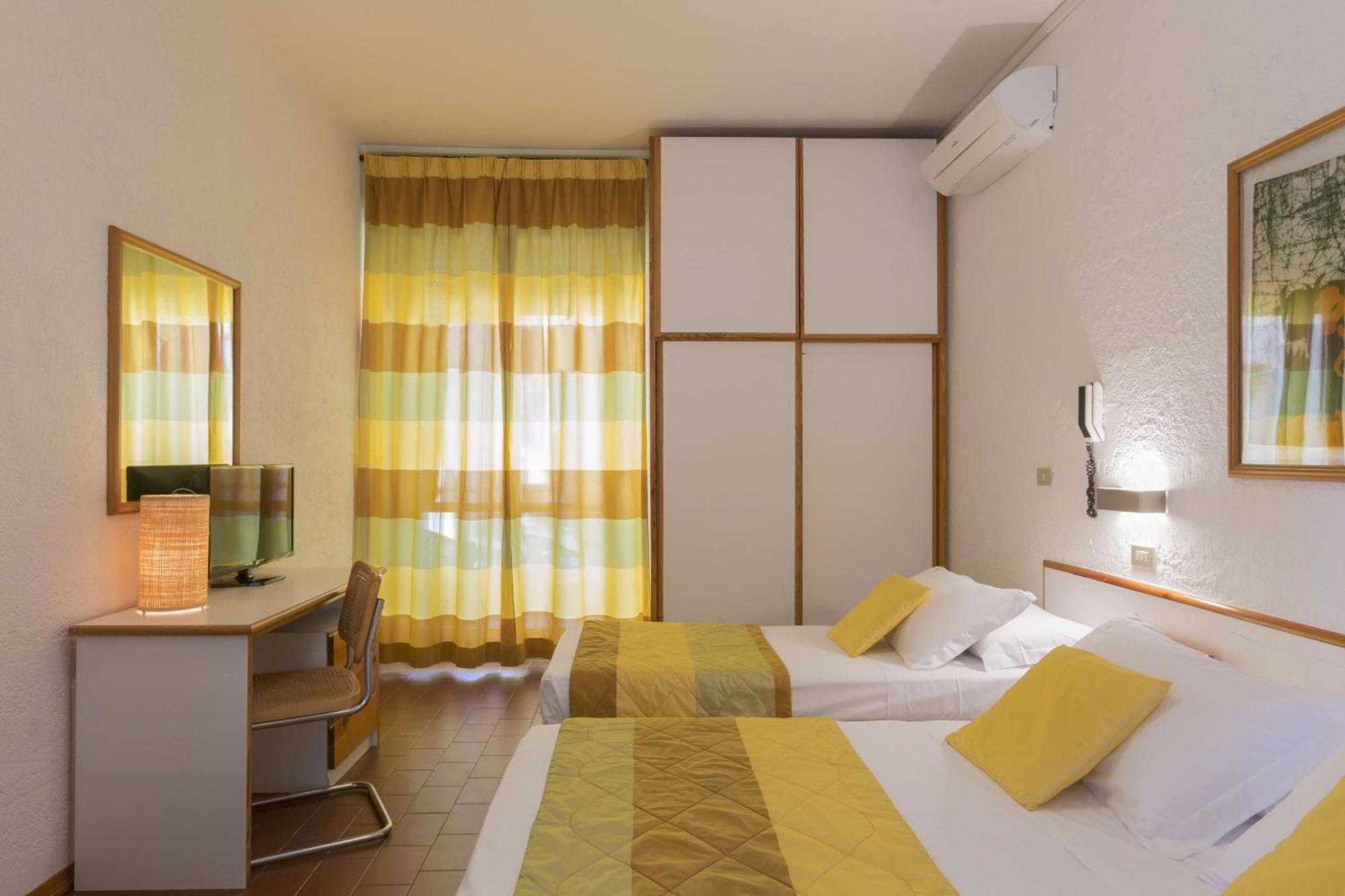 Hotel Bellevue, Sure Hotel Collection By Best Western 페자로 외부 사진